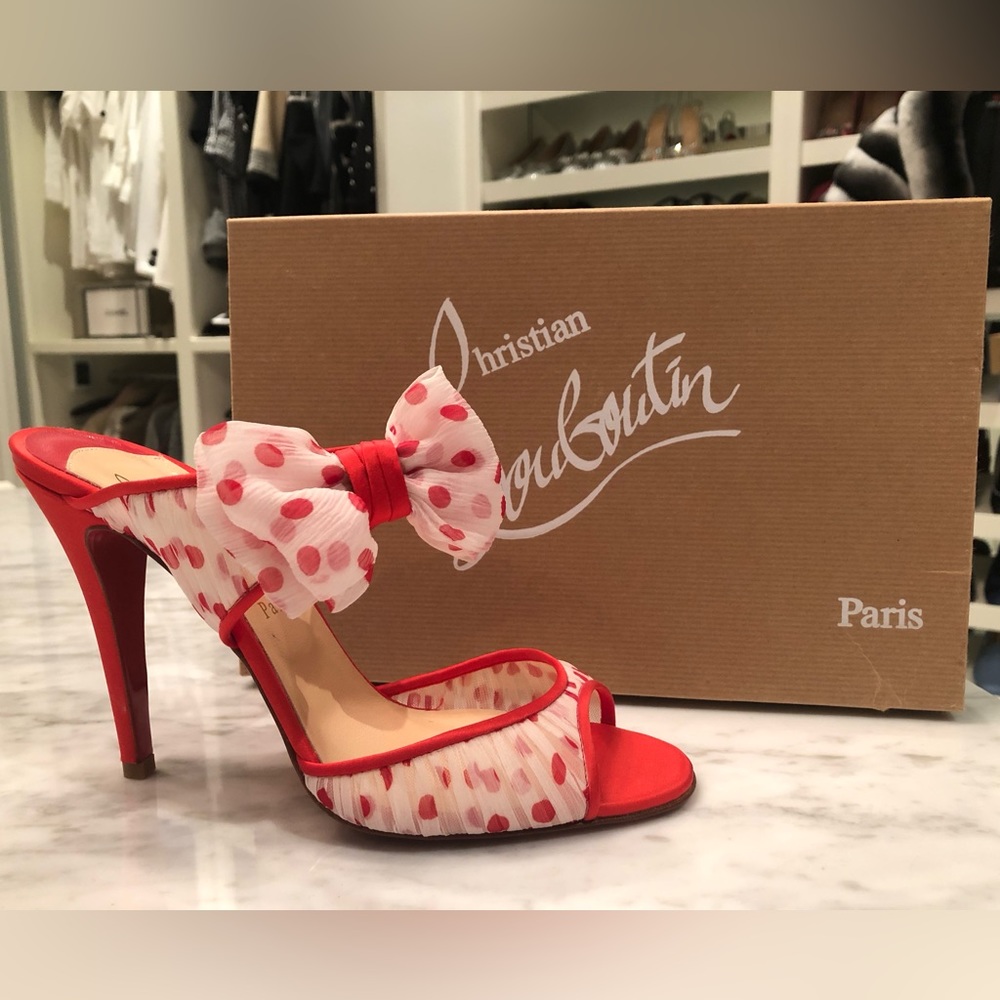 New Christian Louboutin Miss Chief Red Polka Dot Crepe Sandals with Bows…